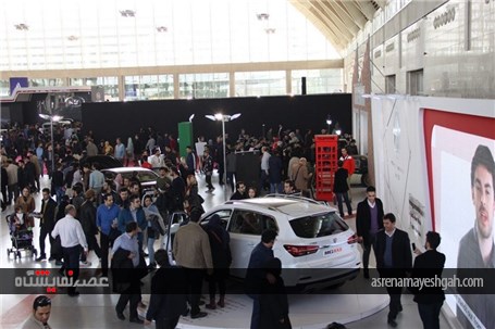 گزارش از سومین روز برگزاری نمایشگاه خودرو شهرآفتاب+ تصاویر