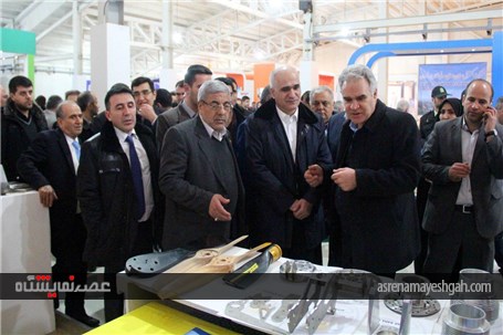 بازدید وزیر اقتصاد کشور جمهورى آذربایجان و وزیر ارتباطات و فناوری اطلاعات ایران از نمایشگاه توانمند