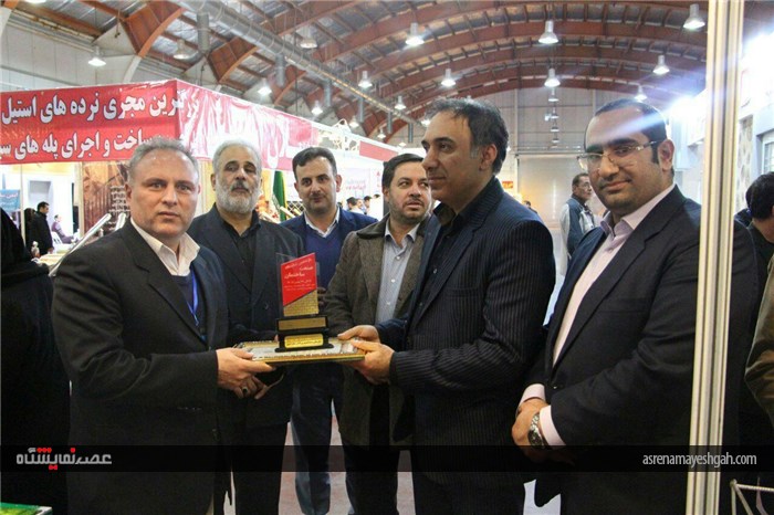 گزارش تصویری اهداءتندیس به مشارکت کنندگان نمایشگاه ساختمان قزوین