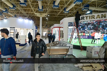 حاشیه های تصویری آماده سازی دهمین نمایشگاه بین المللی قطعات، لوازم و مجموعه های خودرو