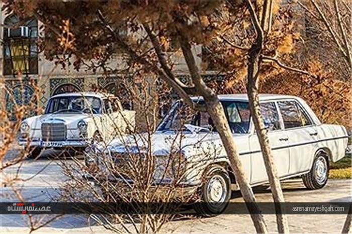 گزارش تصویری نمایشگاه خودروهای کلاسیک در کاخ چهلستون اصفهان