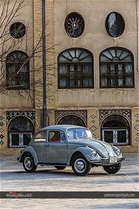 گزارش تصویری نمایشگاه خودروهای کلاسیک در کاخ چهلستون اصفهان