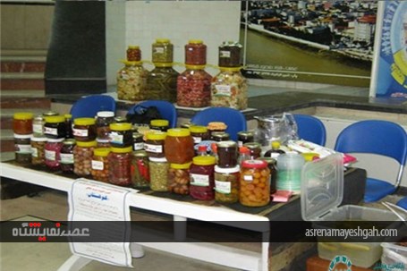 گزارش تصویری نمایشگاه صنایع دستی، سفال، خوشنویسی، غذا، کتاب و نقاشی تنکابن