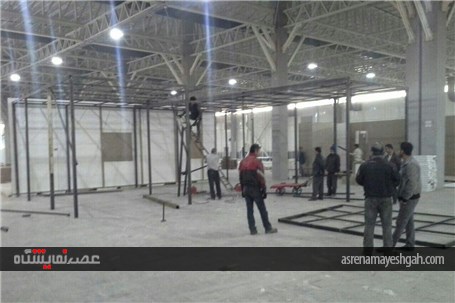 گزارش تصویری از مراحل آماده سازی غرفه های هشتمین نمایشگاه بین المللی طلا، نقره، جواهر، ساعت و صنایع