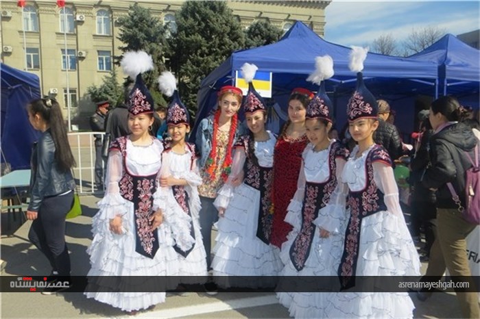 وزارت امور خارجه قرقیزستان نمایشگاه خیریه نوروزی برگزار کرد