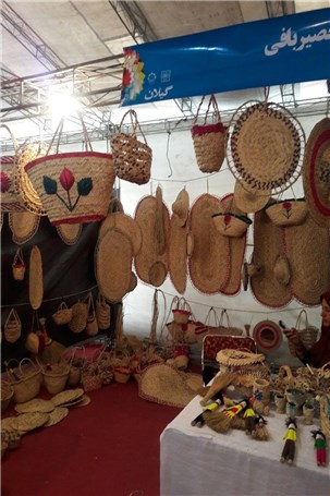 گزارش تصویری نمایشگاه صنایع دستی ایران در ساری