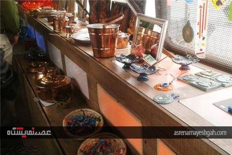 &#171;اتوبوس قاصدک&#187; ؛ فروشگاه صنایع دستی سیار