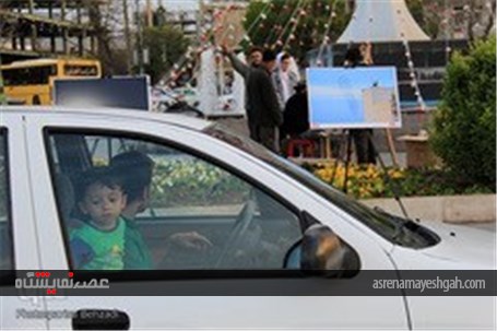 گزارش تصویری نمایشگاه میدانی هنرهای انقلاب اسلامی در اراک