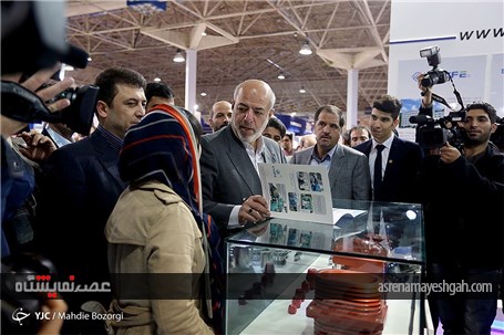 گزارش تصویری بازدید وزیر نیرو از پانزدهمین نمایشگاه بین المللی صنعت برق