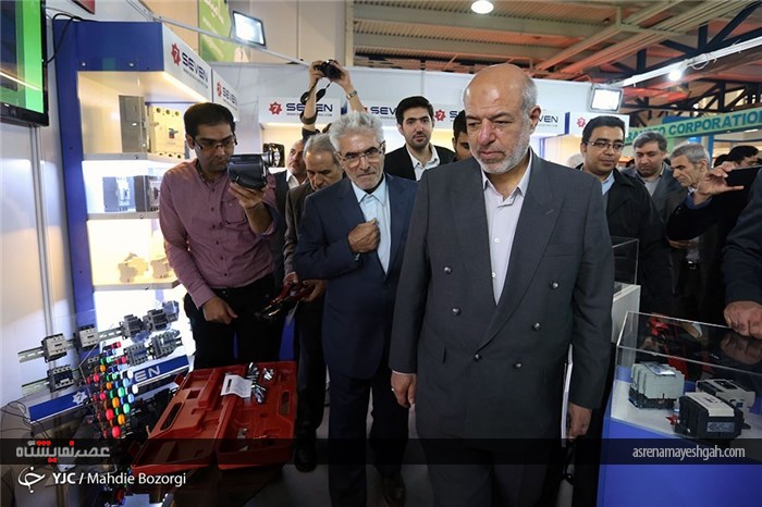 گزارش تصویری بازدید وزیر نیرو از پانزدهمین نمایشگاه بین المللی صنعت برق