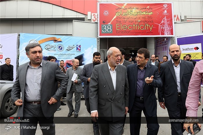 گزارش تصویری بازدید وزیر نیرو از پانزدهمین نمایشگاه بین المللی صنعت برق