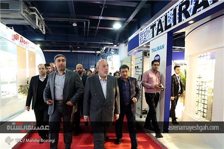 گزارش تصویری بازدید وزیر نیرو از پانزدهمین نمایشگاه بین المللی صنعت برق