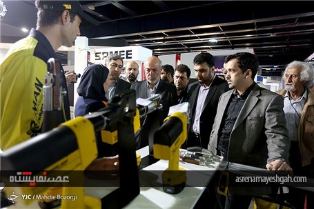 گزارش تصویری بازدید وزیر نیرو از پانزدهمین نمایشگاه بین المللی صنعت برق