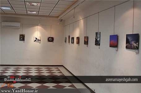 گزارش تصویری نمایشگاه &#171;عکاسی در گرافیک&#187; درحوزه هنری یزد