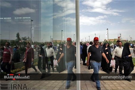 گزارش تصویری سومین روز بیست و نهمین نمایشگاه بین المللی کتاب تهران در شهر آفتاب