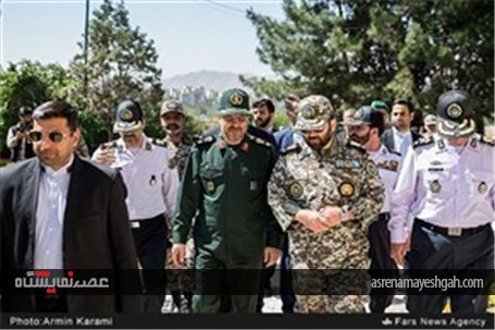 گزارش تصویری بازدید وزیر دفاع از نمایشگاه دستاوردهای پدافند هوایی قرارگاه خاتم