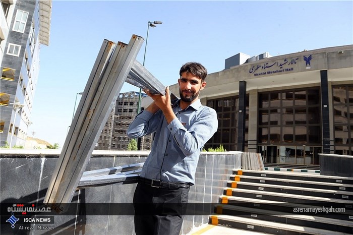 گزارش تصویری مراحل آماده سازی نمایشگاه پژوهش و فناوری دانشگاه آزاد اسلامی