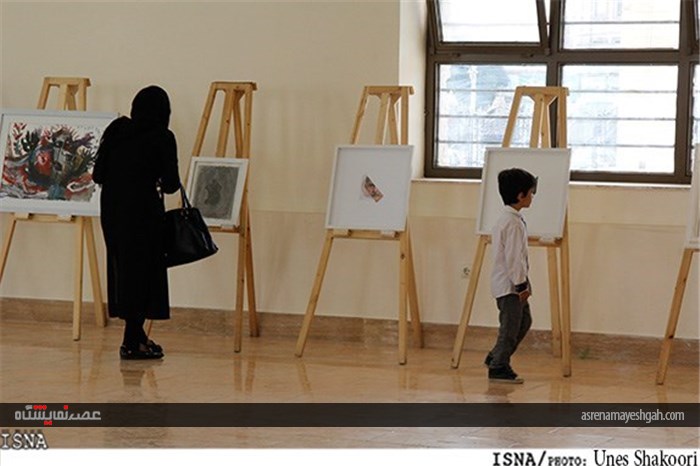 گزارش تصویری از نمایشگاه آثار هنرمندان معاصر در زنجان