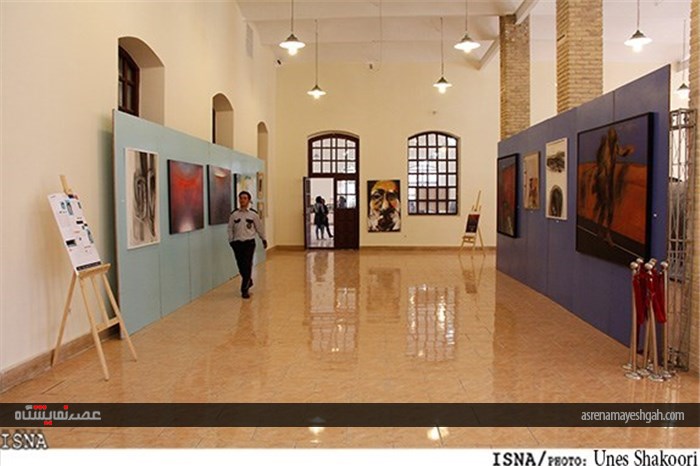 گزارش تصویری از نمایشگاه آثار هنرمندان معاصر در زنجان