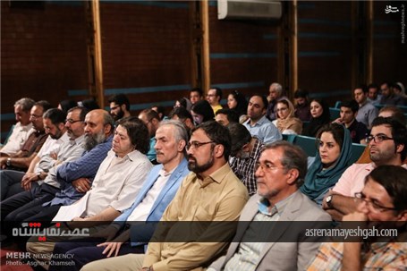 گزارش تصویری افتتاح نمایشگاه پوستر اسماء الحسنی