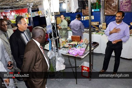 گزارش تصویری بازدید سفیر اوگاندا از نمایشگاه قرآن کرمان