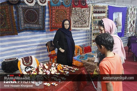 گزارش تصویری برگزاری نمایشگاه صنایع دستی در بندرعباس