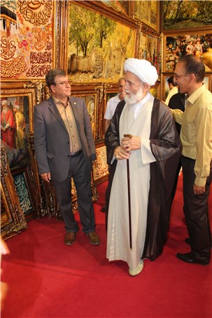 گزارش تصویری بازدید حضرت آیت اله محمدی نماینده محترم ولی فقیه در استان همدان از یازدهمین نمایشگاه تخ