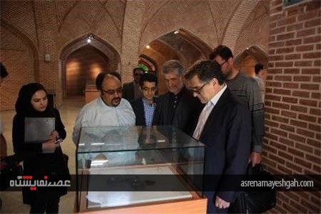گزارش تصویری افتتاح نمایشگاه سنگ های قیمتی در نگارخانه خطایی اردبیل