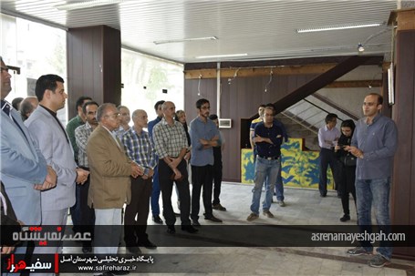 گزارش تصویری از نمایش 22 اثر منتخب در نمایشگاه عکس جشنواره &#171;تی تی&#187;