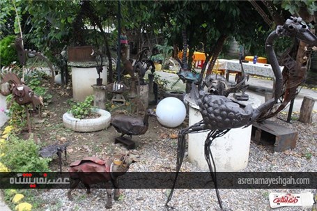 گزارش تصویری سومین نمایشگاه مجسمه‌های فلزات بازیافتی در قائم‌شهر