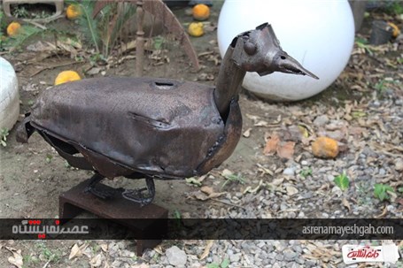گزارش تصویری سومین نمایشگاه مجسمه‌های فلزات بازیافتی در قائم‌شهر