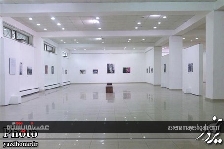 گزارش تصویری نمایش آثار عکاس یزدی در نمایشگاه ارمنستان