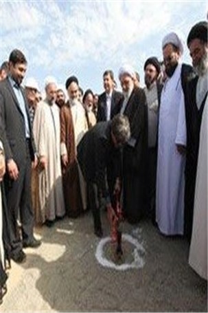 گزارش تصویری کلنگ زنی مجموعه فرهنگی پروژه نمایشگاه بزرگ اصفهان
