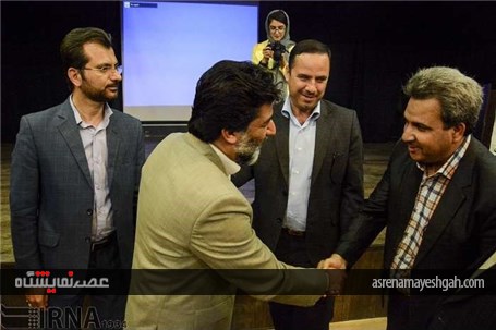 گزارش تصویری افتتاح نمایشگاه آثار نقاشان معاصر در لارستان