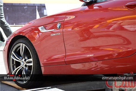 ایرانسل در نمایشگاه تلکام BMW Z4 جایزه می‌دهد