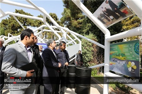 گزارش تصویری بازدید استاندار و فرماندار تهران از نمایشگاه هنر تدبیر