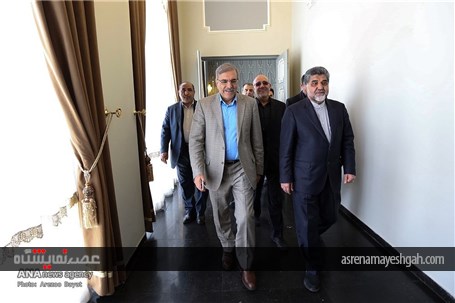 گزارش تصویری بازدید استاندار و فرماندار تهران از نمایشگاه هنر تدبیر