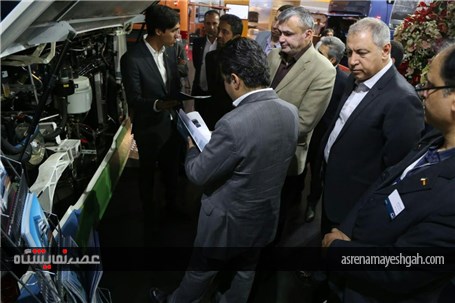 گزارش تصویری بازدید قائم مقام سازمان همیاری شهرداری ها و دهیاری های کشور از چهاردهمین نمایشگاه بین ا