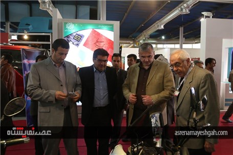 گزارش تصویری بازدید قائم مقام سازمان همیاری شهرداری ها و دهیاری های کشور از چهاردهمین نمایشگاه بین ا