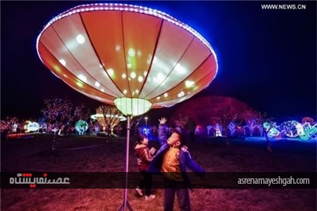 گزارش تصویری رونمایی از ده‌ها هزار چراغ گل رز در نمایشگاه نور چین