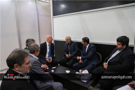 بازدید بازدید سفیر ارمنستان از نمایشگاه تهران پلاست در شهرآفتاب
