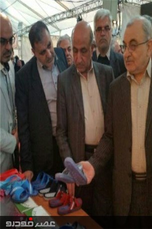 گزارش تصویری افتتاح دومین نمایشگاه تخصصی کفش وصندل وصنایع وابسته قم