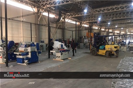 گزارش تصویری از آماده سازی غرفه های نمایشگاه بین المللی صنایع چوب، ماشین آلات و تجهیزات وابسته