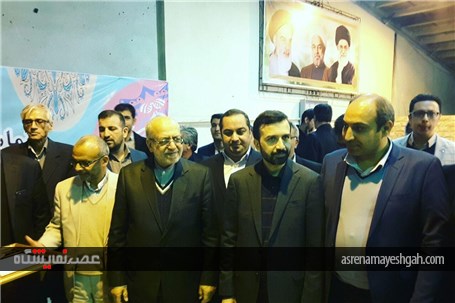 بازدید وزیرصنعت معدن و تجارت از نهمین نمایشگاه سراسری فرش دستباف اراک