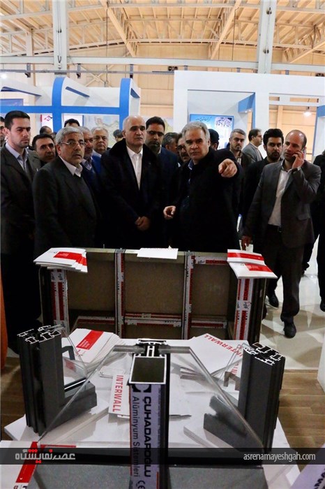 بازدید وزیر اقتصاد جمهورى آذربایجان از محل دائمى نمایشگاه توانمندى هاى استان آذربایجان غربى