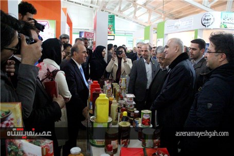 بازدید وزیر اقتصاد کشور جمهورى آذربایجان و وزیر ارتباطات و فناوری اطلاعات ایران از نمایشگاه توانمند
