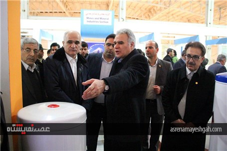 بازدید وزیر اقتصاد کشور جمهورى آذربایجان و وزیر ارتباطات و فناوری اطلاعات ایران از نمایشگاه توانمند