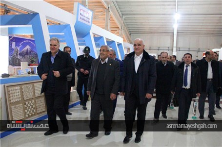 بازدید وزیر اقتصاد کشور جمهورى آذربایجان و وزیر ارتباطات و فناوری اطلاعات ایران از نمایشگاه توانمند