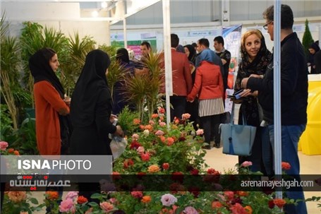 گزارش تصویری استقبال مردمی از نمایشگاه تخصصی گل و گیاه در ارومیه