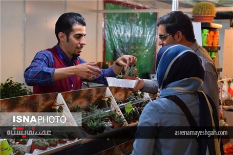 گزارش تصویری استقبال مردمی از نمایشگاه تخصصی گل و گیاه در ارومیه